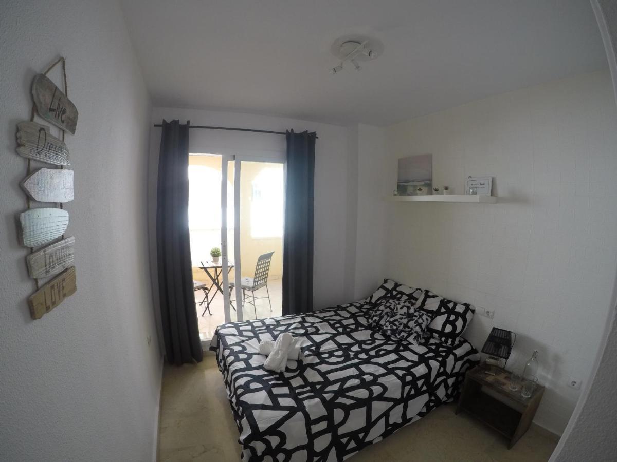 Bonita Y Moderna Habitacion A 300M De La Playa Apartman Benalmádena Kültér fotó