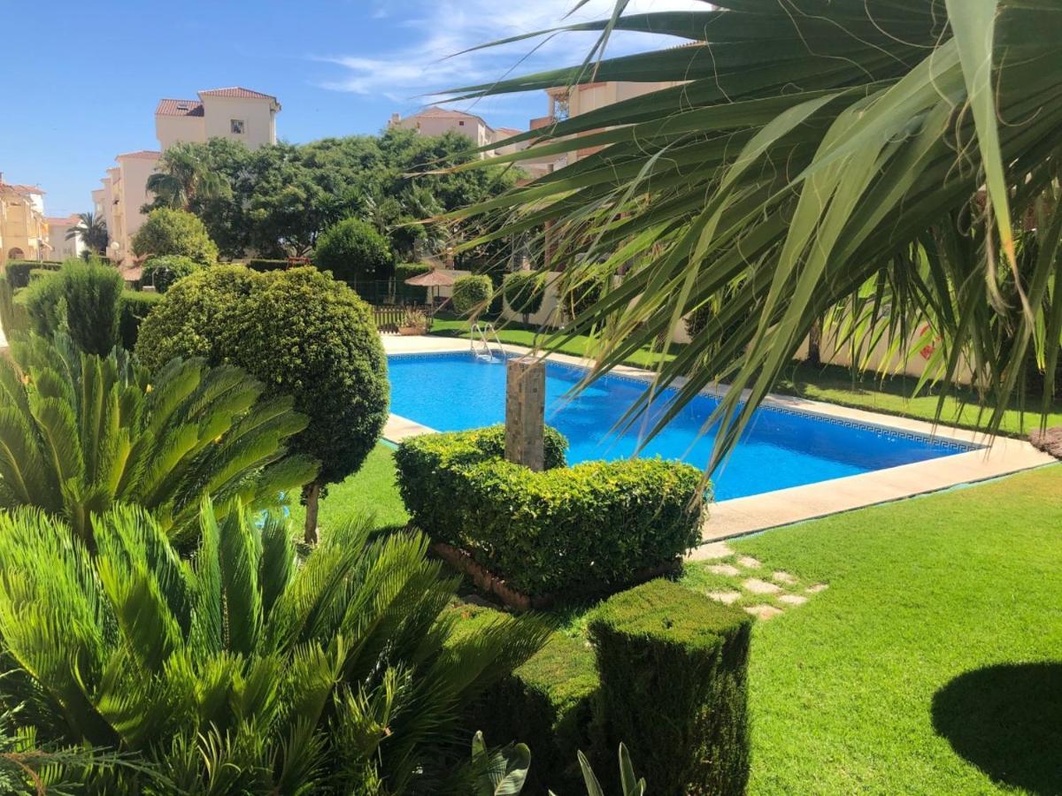 Bonita Y Moderna Habitacion A 300M De La Playa Apartman Benalmádena Kültér fotó